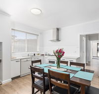 Wattle Grove Villa - Accommodation in Brisbane