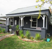 Welcome Stranger Cottage - Accommodation in Brisbane