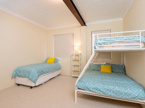 Werri Views - Accommodation in Brisbane 3