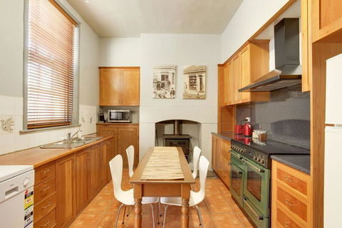 Whites Corner - Accommodation in Brisbane 1