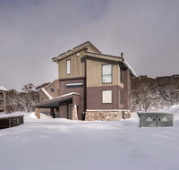 Winterfell - Accommodation in Brisbane