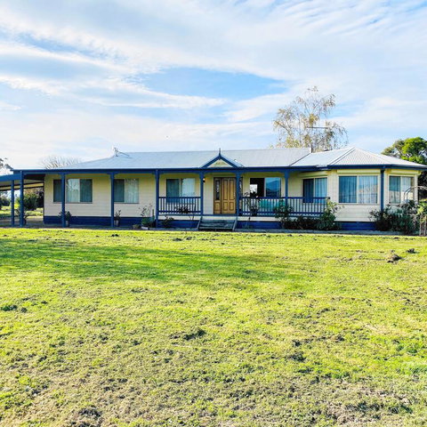 Yarragon 4 Bedroom House In Gippsland - Accommodation in Brisbane 3
