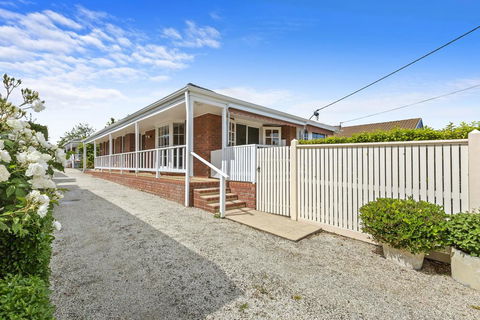 YIN-YANG - MOUNT ELIZA - Accommodation in Brisbane 3