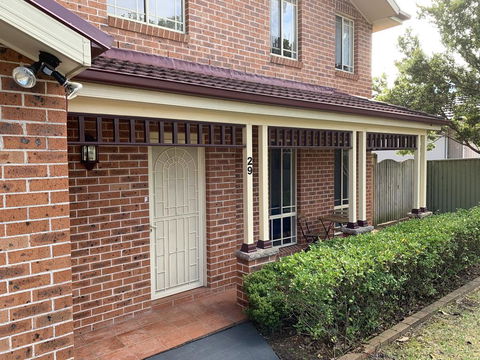 York Cosy Stays - Accommodation in Brisbane 0