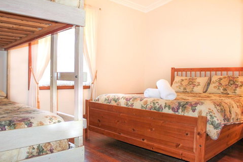 York Cottages And Burnley House - Accommodation in Brisbane 2