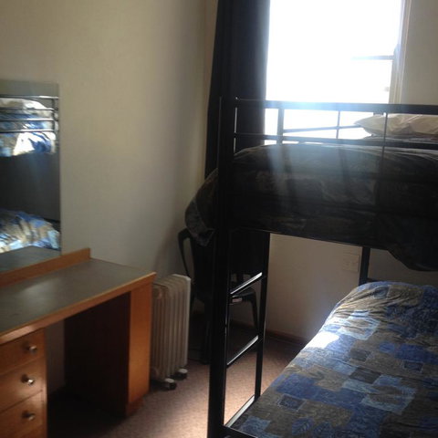 Young Budget Accommodation - Accommodation in Brisbane 3