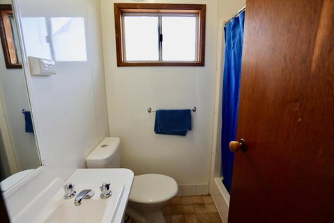 Young Tourist Park - Accommodation in Brisbane 2