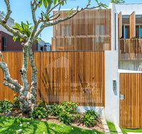 Your Luxury Escape - Driftwood Three at Clarkes Beach - Accommodation in Brisbane