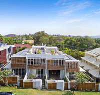 Your Luxury Escape - Driftwood Two at Clarkes Beach - Accommodation in Brisbane