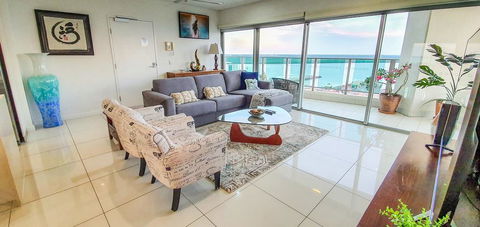 ZEN BY THE WATER - Darwin Premier Retreat - Accommodation in Brisbane 0