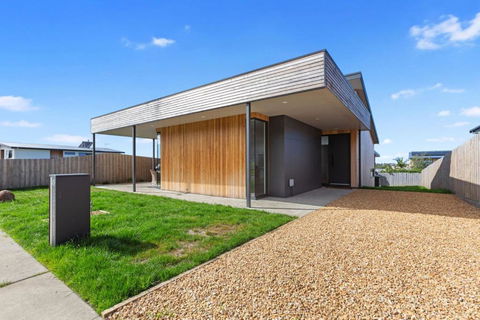 A Box Of Moonlight - Accommodation in Brisbane 3