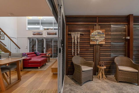 A Perfect Stay - Byron Sunrise - Heated Pool - Accommodation in Brisbane 4