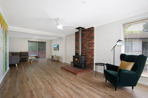 Acaronar- Great Value For Money - Accommodation in Brisbane 0