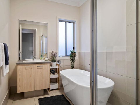 Adriatic Beach House - Accommodation in Brisbane 4