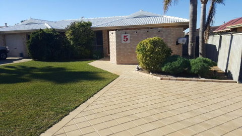 Alexander Drive B & B - Accommodation in Brisbane 2