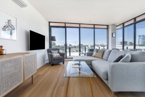 Aloft At Era With Sweeping Balcony Views - Accommodation in Brisbane 1