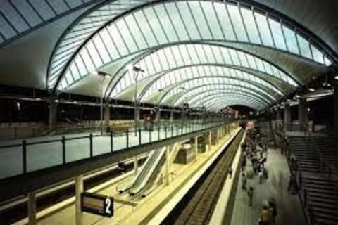 Amazing 2 Bed 2 Bed Bath Parking - Accommodation in Brisbane 1