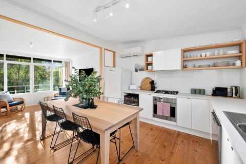 Anglesea Beach House 2 - Accommodation in Brisbane 0