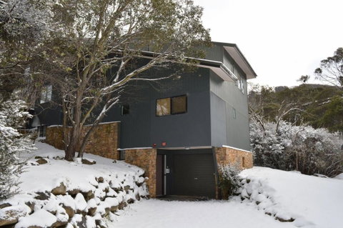 Albina - Accommodation in Brisbane 0