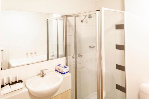 Amazing Accommodations: St Kilda - Accommodation in Brisbane 2