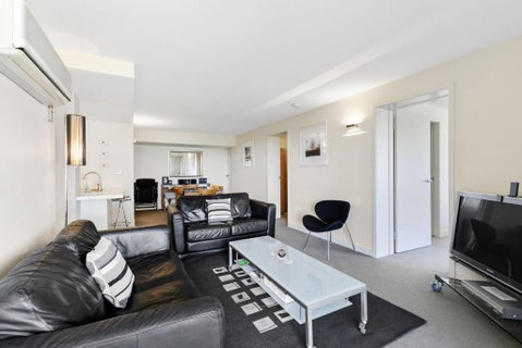 Apartment 2 Kalimna - Accommodation in Brisbane 3
