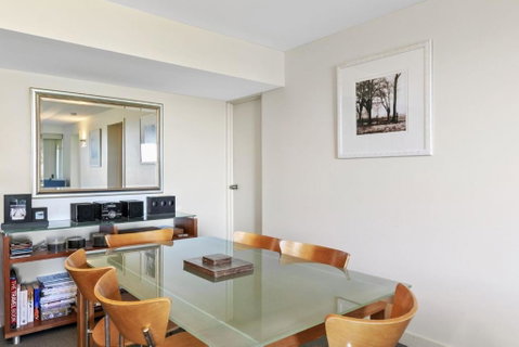 Apartment 2 Kalimna - Accommodation in Brisbane 4