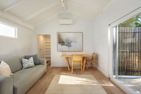 Apollo Studio - Accommodation in Brisbane 1