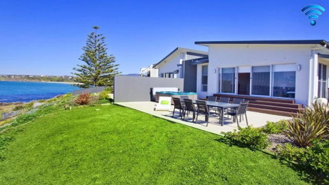 Aqua - Accommodation in Brisbane 0