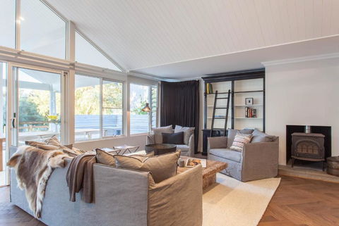 Aquila I Private Properties - Accommodation in Brisbane 2