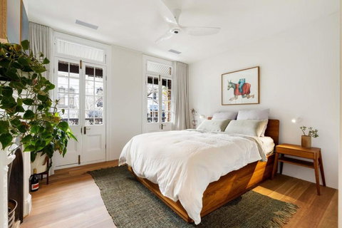 Architecture Designed Terrace - Accommodation in Brisbane 3