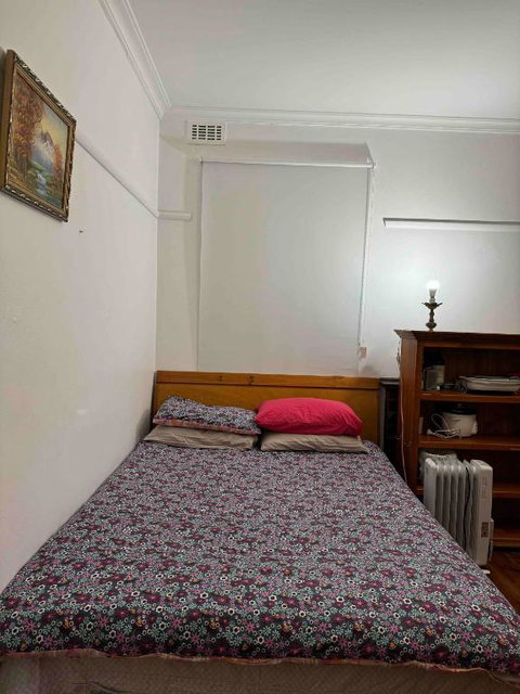 Ashburton Big Room With Shared Bathroom 1 - Accommodation in Brisbane 0