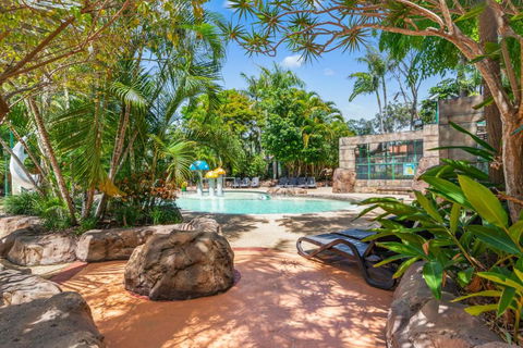 Ashmore Palms Holiday Village - Accommodation in Brisbane 0
