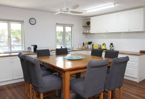 ATALLAWA - Accommodation in Brisbane 4