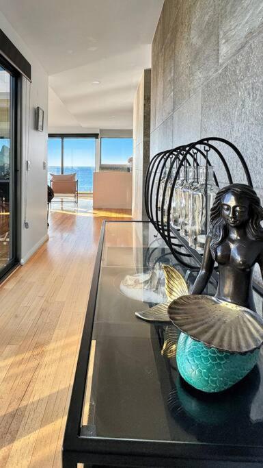 Ava - Luxe Oceanfront Beach House - Accommodation in Brisbane 3