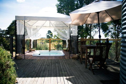 Avalon Private Spa Villa With Beautiful Tree Views - Accommodation in Brisbane 0
