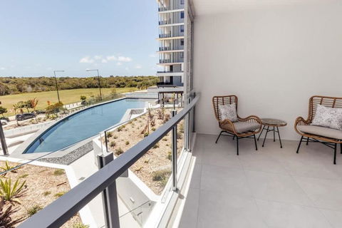 Azzure Bliss At Bokarina Beach - Accommodation in Brisbane 0