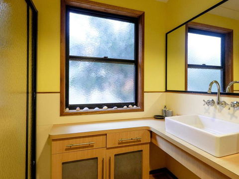 Five Bimba (Tractor House) - Accommodation in Brisbane 14