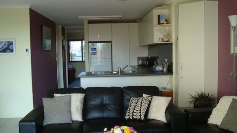Burleigh Palms Holiday Apartments - Accommodation in Brisbane 39