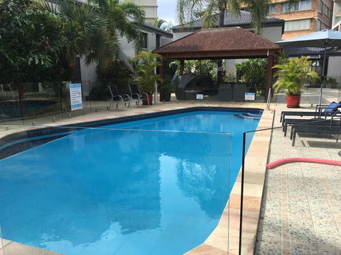 Burleigh Palms Holiday Apartments - Accommodation in Brisbane 2