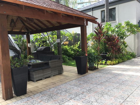 Burleigh Palms Holiday Apartments - Accommodation in Brisbane 16
