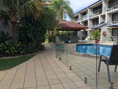 Burleigh Palms Holiday Apartments - Accommodation in Brisbane 3