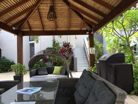 Burleigh Palms Holiday Apartments - Accommodation in Brisbane 4