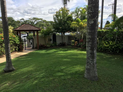 Burleigh Palms Holiday Apartments - Accommodation in Brisbane 21