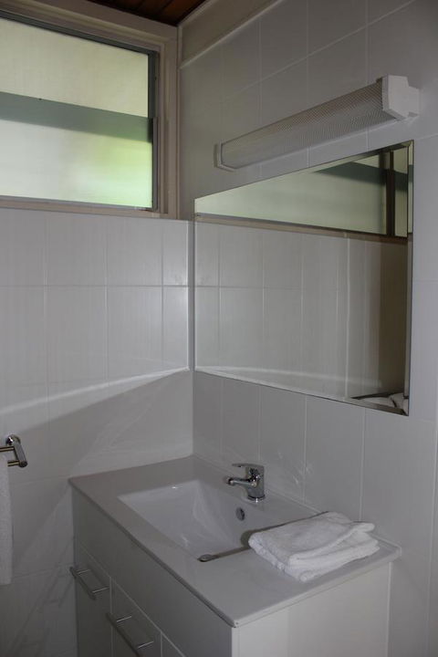 Arcadia Village Motel - Accommodation in Brisbane 6