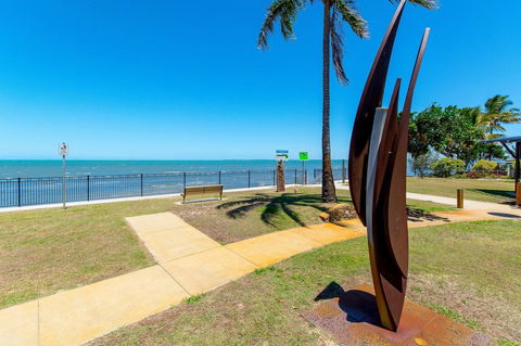 Quiet Location Across From Waterfront - South Esp, Bongaree - Accommodation in Brisbane 8