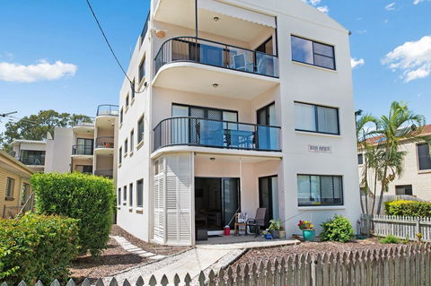 Quiet Location Across From Waterfront - South Esp, Bongaree - Accommodation in Brisbane 0