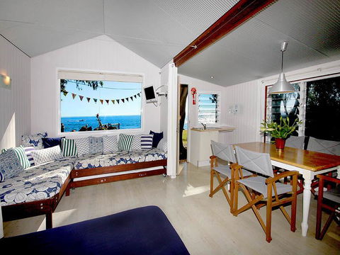 Sea Shanties - Accommodation in Brisbane 3