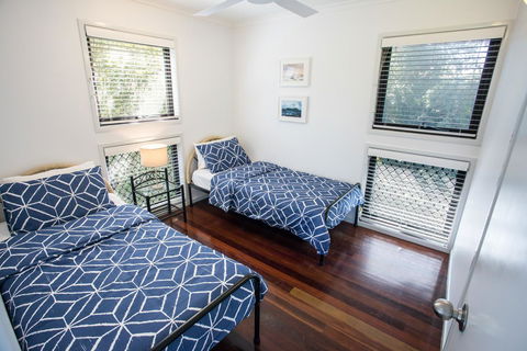 Point Break Beach House - Accommodation in Brisbane 15