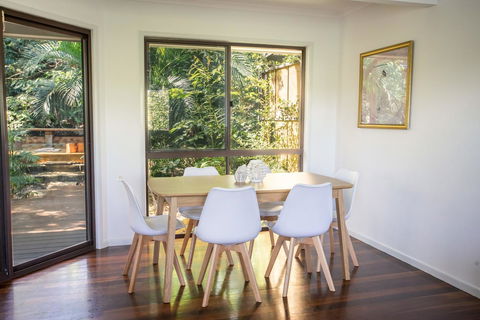 Point Break Beach House - Accommodation in Brisbane 6