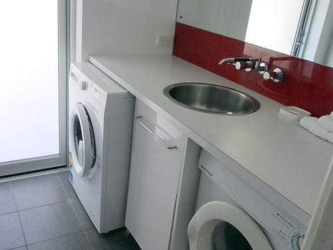 A AAA C-SHACK - Accommodation in Brisbane 15